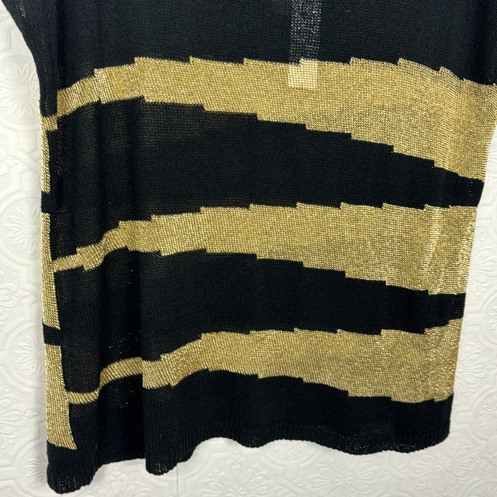 NWT Chicos Jazzy Jessica Pullover Tunic Sweater Gold Shimmer Black Abstract SS - Picture 3 of 8